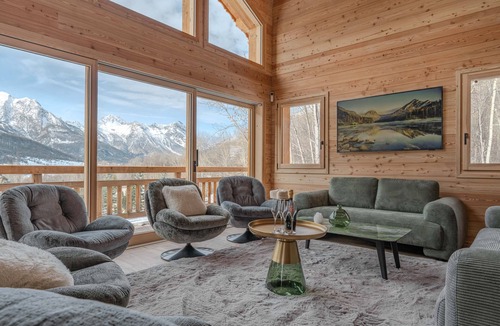 Le Serre Barbin Ski Chalet | Mas Monts - somptueuse propriété face au massif des Écrins