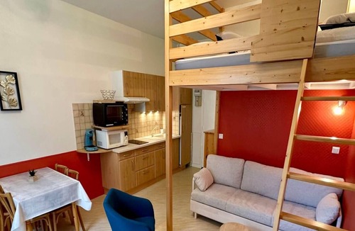 La Bourboule Apartment | Mezzanine Spa Stay for 4