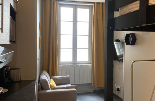 2nd Arrondissement Apartment | MEZZO - Studio tout confort secteur de Perrache