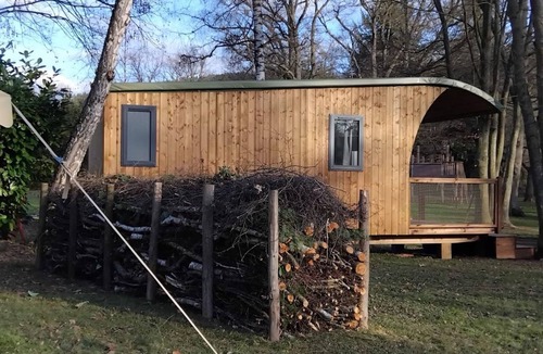 Sauxillanges House | Mobile home - 2 guests