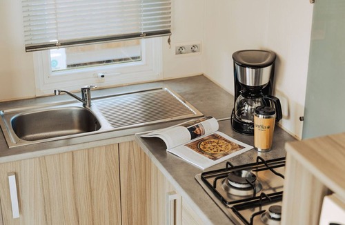 Saint-Jean-de-Monts House | Mobile Home with Terrace, 25m², 4 people