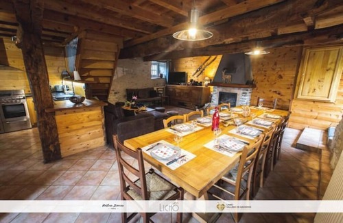 Saint-Pastous Ski Chalet | MOUNTAIN CHALET WITH JACUZZI