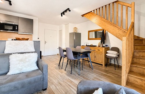 Notre-Dame-de-Bellecombe Apartment | New apartment near slopes with parking and WIFI