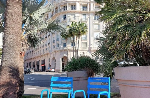 Cannes City Centre Apartment | Palais Miramar - Cannes Croisette - Across the Beach - Next to Carlton Hotel
