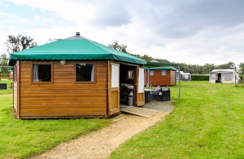 Lignac Ski Chalet | Parc de la Brenne - Camper bungalow accessible
