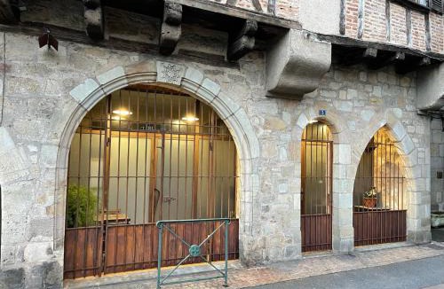 Figeac Apartment | POPPY appartement de charme à 2 min centre-ville