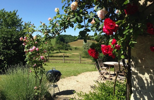 Saint-Etienne-de-Vicq Cottage | Pretty charming house, quiet, in the countryside. but 5 minutes from Vichy