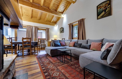 Val-d'Isere Ski Chalet | Pretty Savoyard chalet 100 metres from the slopes