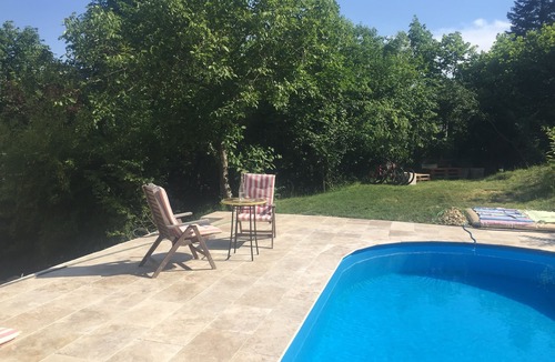 Oullins House | Pretty villa in the countryside with private pool 2 minutes from Lyon