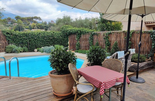 Le Collet Apartment | Provençal apartment near Saint-Paul de Vence