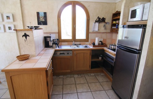 Esparron-de-Verdon Cottage | Provence vacation home with lake view - 2 bedrooms, terrace & fireplace by the lake