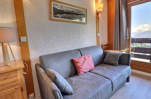 Meribel-Mottaret Apartment | Quiet 3-Room Duplex, 6/7 Pers.