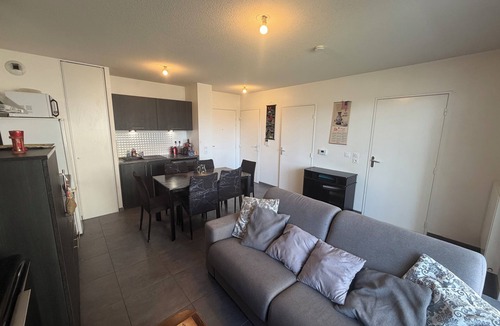 Saint-Rambert Apartment | Quiet T2 with terrace in Lyon