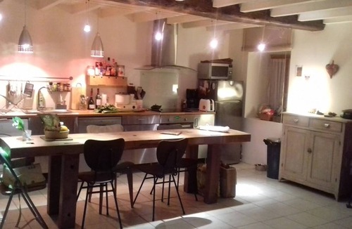 Charensat House | Quiet, very pleasant family home close to the superb Chancelade pond.