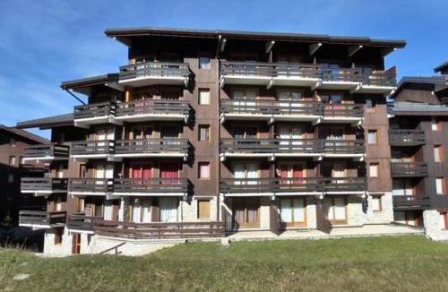 Meribel-Mottaret Apartment | Résidence Le Lac Blanc - Appartement 2 pièces cabine aux pieds des pistes et des commerces à 1850m d'altitude. MAE-1737