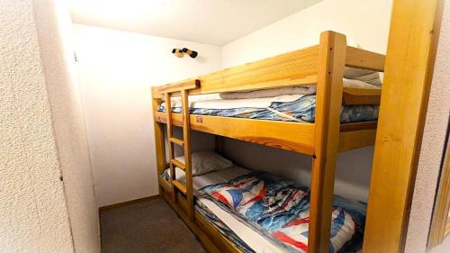 Vallouise Apartment | Résidence Les Cytises - Jolie T2 avec balcon pour 4 personnes avec vue sur les montagnes. MAE-1631