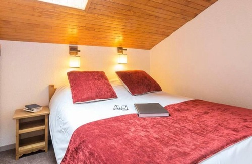 Meribel-Mottaret Apartment | Résidence Pierre & Vacances Les Sentiers du Tueda - Apartment for 6 people - 1 bedroom + 1 sleeping area