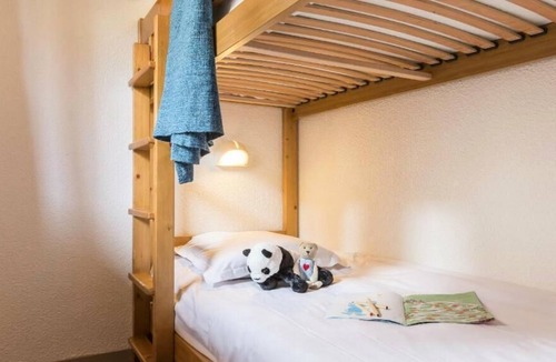 Meribel-Mottaret Apartment | Résidence Pierre & Vacances Les Sentiers du Tueda - Apartment for 6 people - 1 bedroom + 1 sleeping area