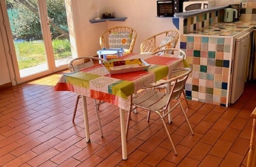 Lorgues Villa | RENTAL, PETS ACCEPTED, SWIMMING POOL, PARKING, PRIVATE GARDEN, WIFI