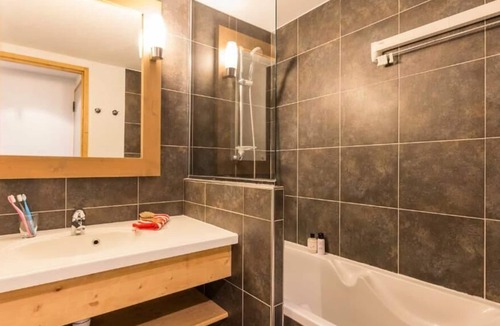 Les Bruyeres Apartment | Residence Pierre & Vacances Aconit - 3 Rooms 6/7 People