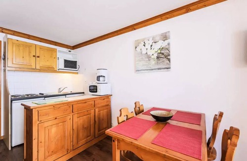 Les Menuires Apartment | Residence Les Valmonts - maeva Home - 2 Room Apartment 4 People - Selection