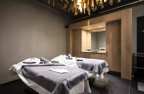 Lanslevillard Apartment | Residence Les Balcons de Val Cenis Village * - 4 Room Apartment 8/10 People Family