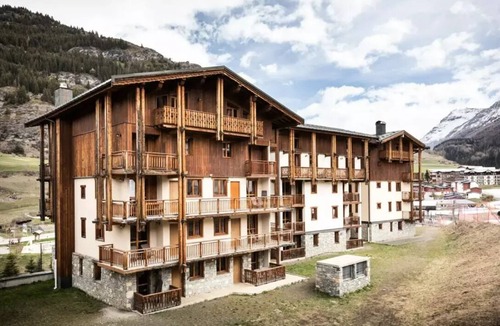 Lanslevillard Apartment | Residence Les Balcons de Val Cenis Village * - 3 Room Apartment 4/6 People