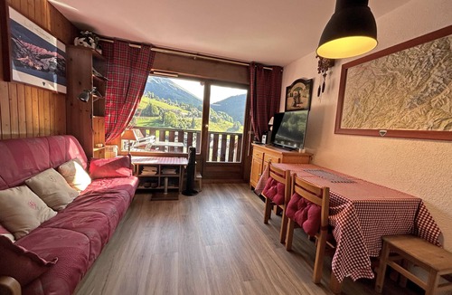 La Clusaz Apartment | RESIDENCE 2-235 - Village-center studio, close to the slopes - Wi-Fi - Garage