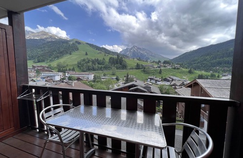 La Clusaz Apartment | RESIDENCE 2-235 - Village-center studio, close to the slopes - Wi-Fi - Garage