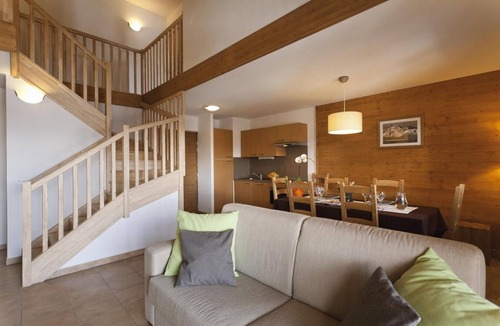 Sainte-Foy-Tarentaise Apartment | Resort center, swimming pool, balcony, tv, ski locker, 79-83m², Sainte Foy Tarentaise