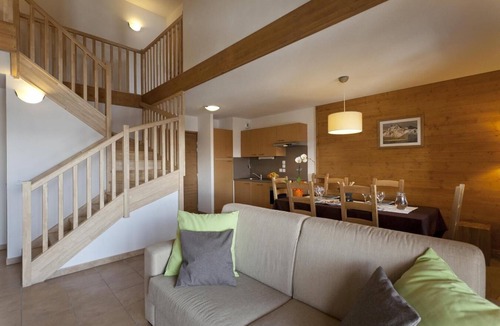 Sainte-Foy-Tarentaise Apartment | Resort center, swimming pool, balcony, tv, ski locker, 79-83m², Sainte Foy Tarentaise