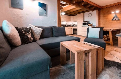 Arc-1800 Apartment | Roselend Residence - Large 4 rooms offering beautiful surfaces located in a residence in the village of chantel , close to the slopes and with swimming pool