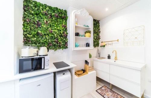 Les Cordeliers Apartment | Saint-Nizier Accommodation for two people near Cordeliers