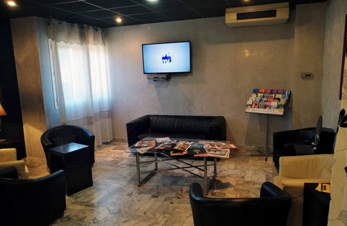 Sud Hotel | Serene Double Stay 1.2 mi to Masterful Musee Granet: Ideal for Fine Art Tours