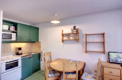Reberty Apartment | Ski-in/ski-out studio for 3, Les Menuires