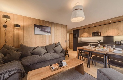 Combloux Apartment | Sophisticated Alpine Stay in Megeve