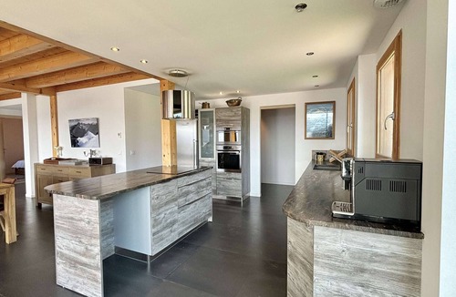 Notre-Dame-de-Bellecombe Ski Chalet | Spacious chalet with sauna and jacuzzi, near Notre-Dame-de-Bellecombe