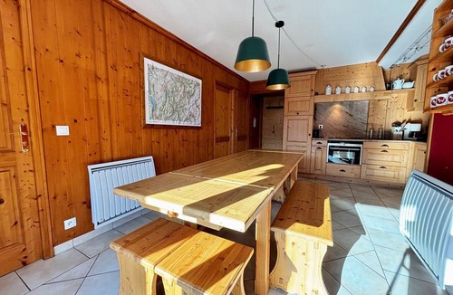 Notre-Dame-de-Bellecombe Apartment | Spacious 4-bedroom apartment in village center with WiFi and parking