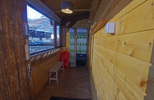 Val Claret Ski Chalet | Spacious 180m² chalet for 15 people in Tignes with Wifi