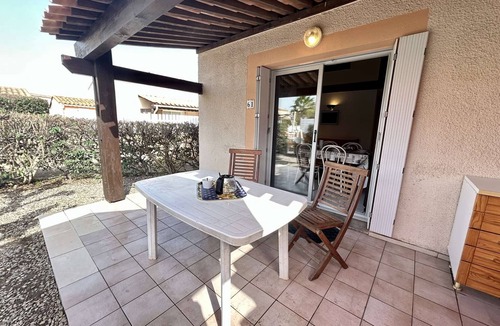 Cap d'Agde House | Spacious 3-Room Villa with Mezzanine, Pool & Parking - Close to Richelieu Beach