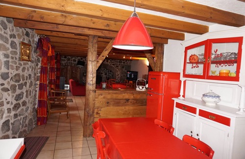 Valbeleix House | Spacious, friendly house ideal for families Parc des Volcans Auvergne