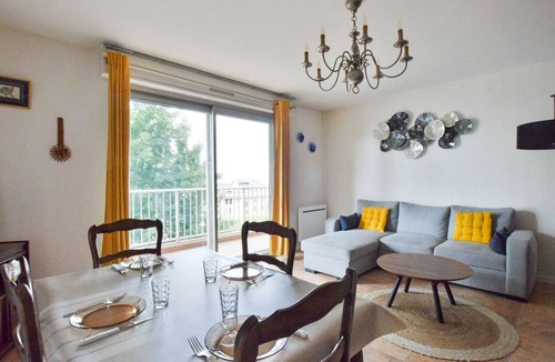 Evian-les-Bains Apartment | Spacious refurbished apartment with balcony and garage, near city center