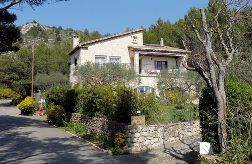 Merindol House | Spacious villa with superb views of the Luberon