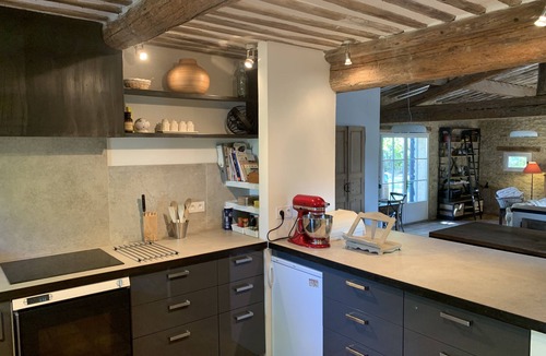 Bonnieux House | Stone house with pool and views of the Luberon valley.