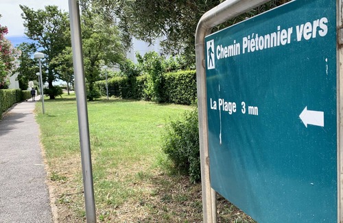 Le Couchant Apartment | STUDIO 2 ETOILES DE FRANCE, 100 Mètres DE LA PLAGE, PARKING, WIFI, IDEAL FOR FAMILIES