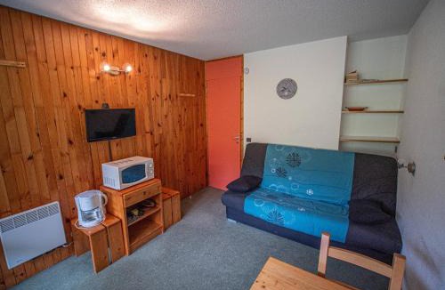 Valmorel Apartment | Studio avec balcon pour 2 pers, départ skis aux pieds, proche piste et ESF - FR-1-356-215