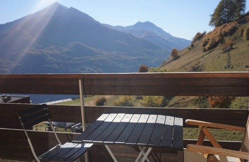 Orcieres-Merlette Apartment | Studio cabin 24m² - 4 pers, close to lift, pets allowed