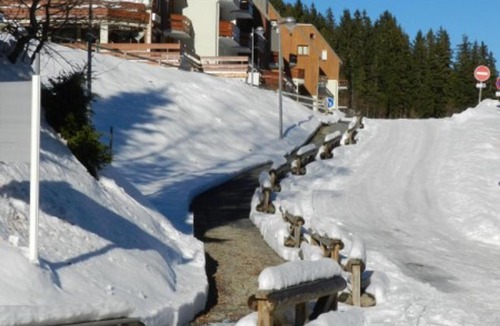 Le Pleynet Apartment | Studio cabine à 100m des pistes - Balcon - Casier à skis - FR-1-557A-6