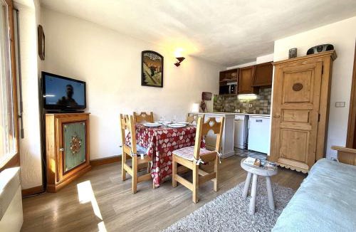 Praz-sur-Arly Apartment | Studio Cabine à Praz-Sur-Arly - 4 pers, Parking, Proche Centre et Pistes - FR-1-603-32