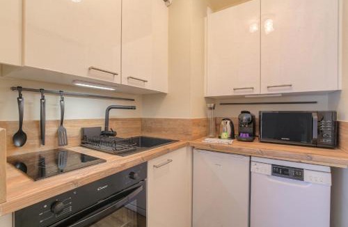 Villette Gare Apartment | Studio chic piscine, jardin et parking, Lyon 3